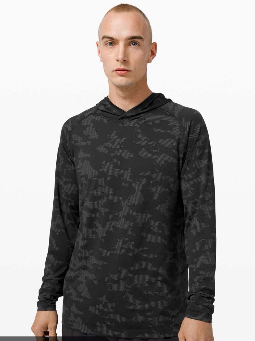 USED Lululemon Men’s “Metal Vent Tech 2.0” Hoodie (M)